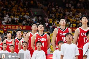 媒体人谈男篮长集训：本质是一种表演 表演努力 表演尽力